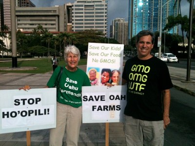 Ad Watch: Pro-GMO Group Calls Maui County Measure a ‘Farming Ban’