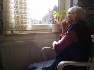 Are Hawaii Lawmakers Weakening Support for the Elderly and Disabled?