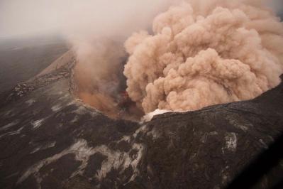 New Fissure Spews Lava on Hawaii’s Kilauea