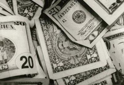 Civil Beat Poll: Hawaii Voters Support Limiting Political Donations