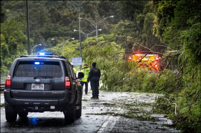 Iselle Fizzles After Hitting Big Island, But Julio Still on Its Way
