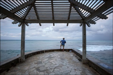 The Projector: Pictures From Hawaii — in the Path of Two Hurricanes