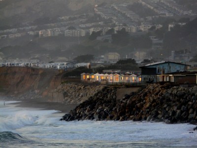 Living Hawaii: Why the Islands Need Mobile Homes — and Don’t Have Them