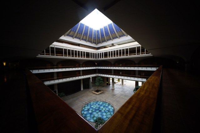 Third floor view of the Capitol building. Honolulu, Hawaii . 2 jan 2015. photograph Cory Lum/Civil Beat