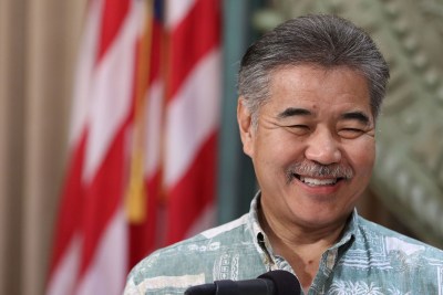 Ige Picks DeCoite to Replace Carroll in State House
