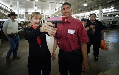 The Projector: Civil Beat Checks Out a Gun Show as the Legislature Continues