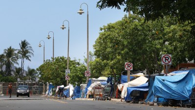 HCDA Hears Tenant Concerns About the Homeless in Kakaako