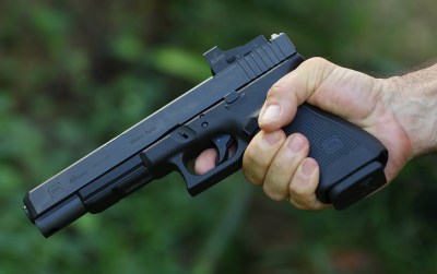 Honolulu Police Tell Medical Marijuana Patients To Give Up Their Guns