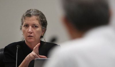 Bill To Cut Retiring Judge Benefits Dies