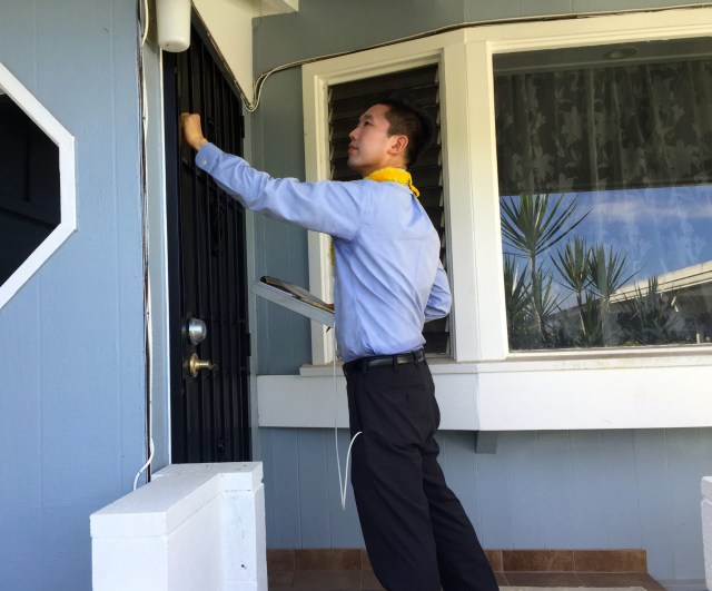 Stanley Chang is knocking on a lot of doors in his bid to unseat Sen. Sam Slom.