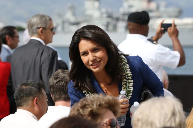 Congresswoman Tulsi Gabbard Pearl Harbor. 27 dec 2016
