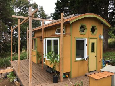 Will Tiny Homes Help Big Island Farmers?