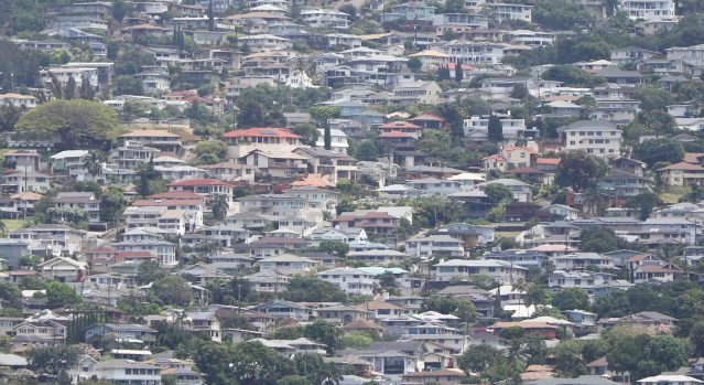 Alewa Heights homes Real Estate2. 15 april 2017