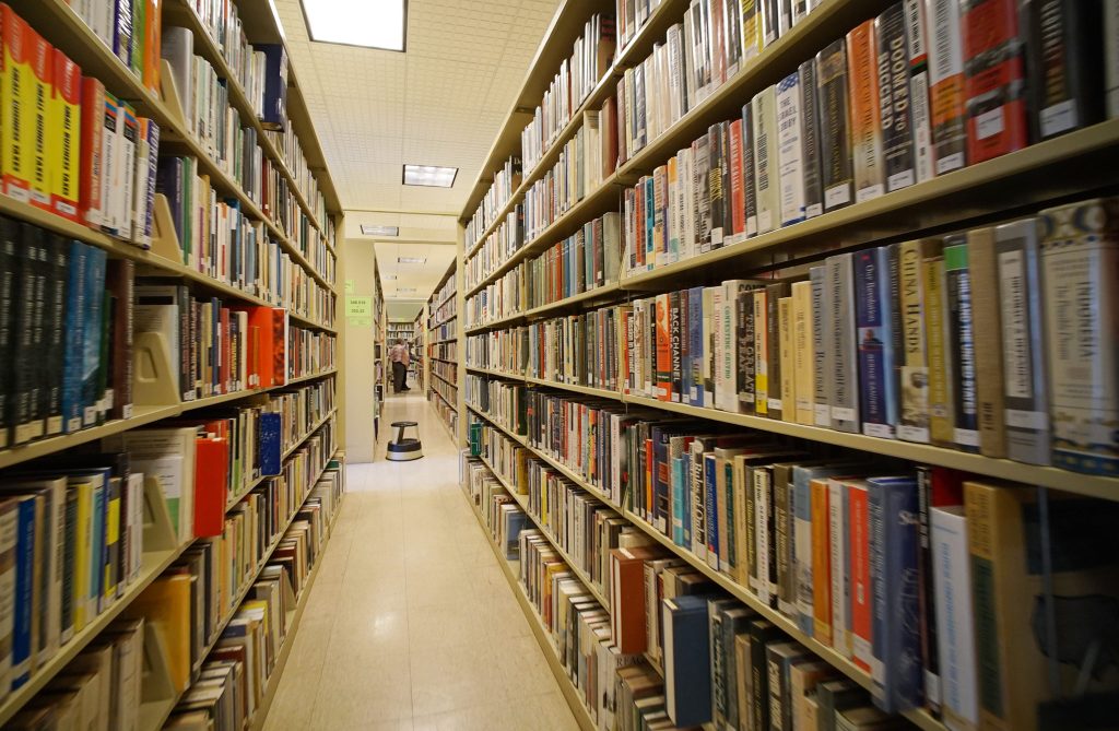 Hawaii State Library books. 1 may 2017