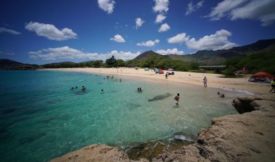 Leeward Communities Fed Up With Commercial Tour Groups On Beaches