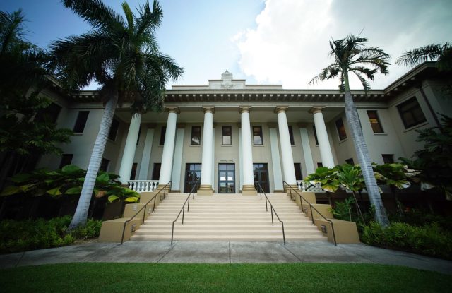 UH Manoa Hawaii Hall