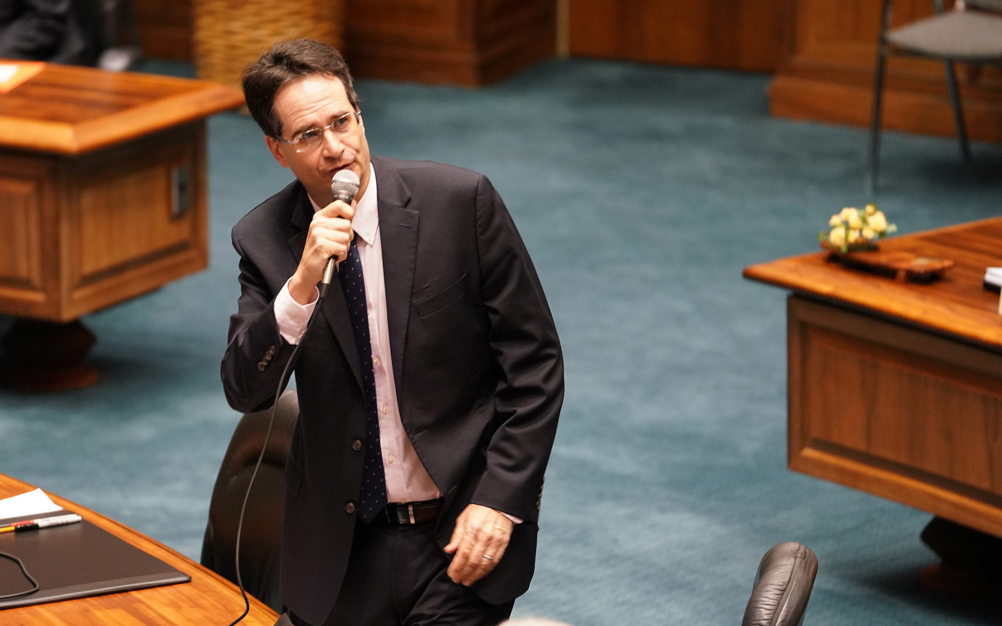 Senator Karl Rhoads makes an introduction of a person in the gallery during senate floor session.