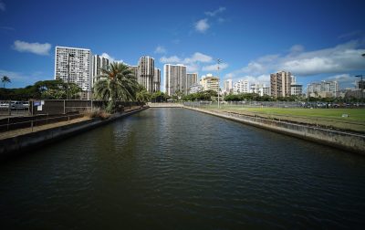 Ige Assures Caldwell Of Ala Wai Flood Control Financing Plan