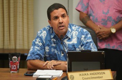 Hono City Council Member Ikaika Anderson speaks at parks committee meeting on the Waimanalo/Sherwood Forest.