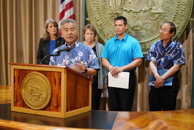 Governor David Ige announces start of the vehicles and State of Hawaii plan on TMT.