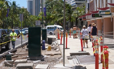 Never-Ending Waikiki Sidewalk Project Hurts Businesses, Obstructs Tourists