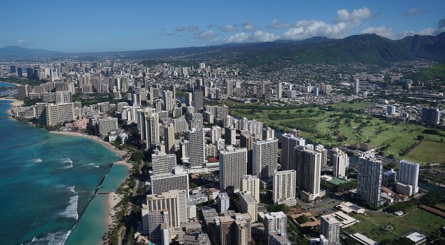 Waikiki Beach and Hotels and Manoa Koolau Mountains. Right, Ala Wai Golf Course aerial 0421
