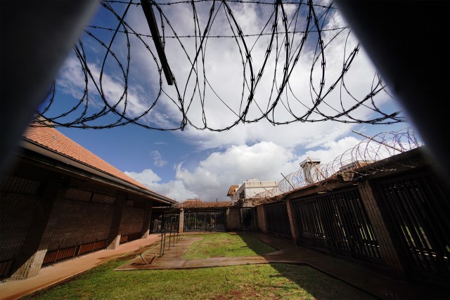 Oahu Community Correctional Center razor wire inside jail.