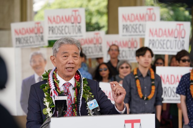 Acting Prosecutor Dwight Nadamoto outside Circuit Court, announcing his run for prosecutor.