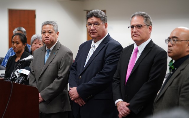Senate President Ron Kouchi and Speaker Scott Saiki announce an unprecedented recess due to COVID-19 at the Capitol.