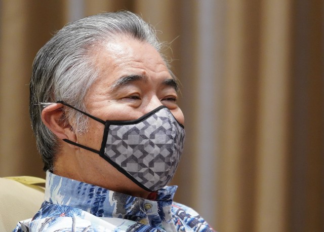 Masked Governor David Ige during COVID19 press conference held at the Capitol. April 8, 2020.