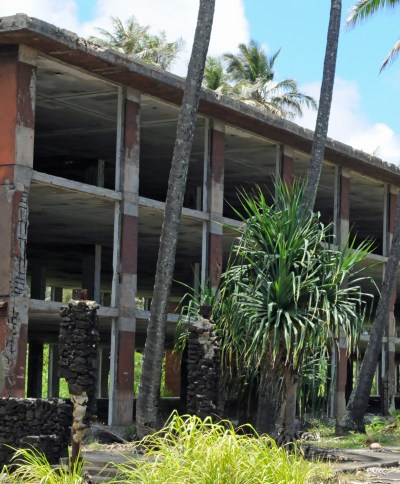 Kauai May Buy The Blighted Coco Palms Hotel