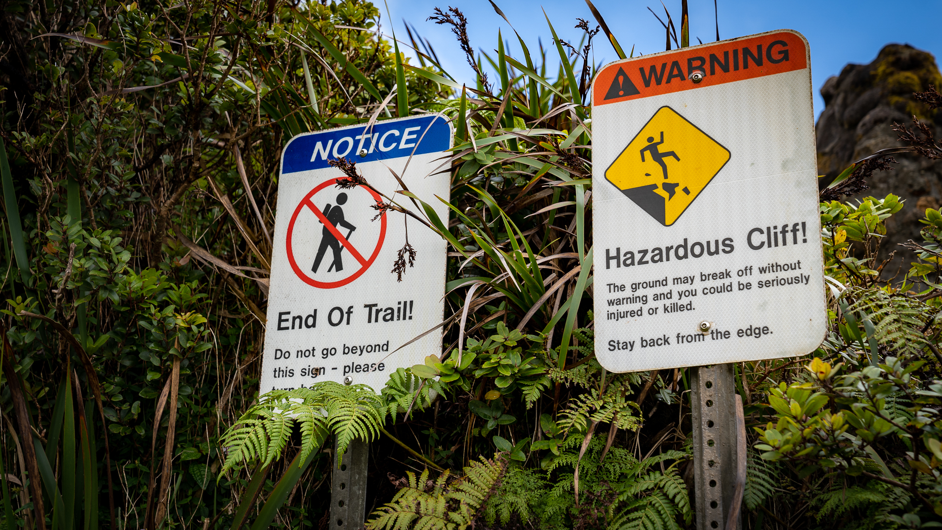 Oahu Watersheds Poamoho Wahiawa Summit Signs