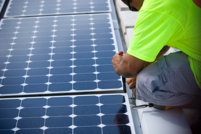 Changes To Hawaii’s Home Battery Program Could Hinder Its Clean Energy Transition