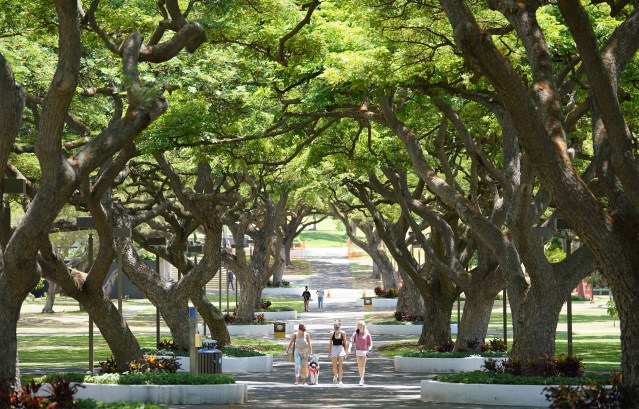 University of Hawaii at Manoa first day for fall 2020 semester with limited in person classes during the COVID-19 pandemic. August 24, 2020