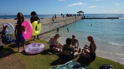 How Bad Is Hawaii At Social Distancing? Here’s What The Data Shows