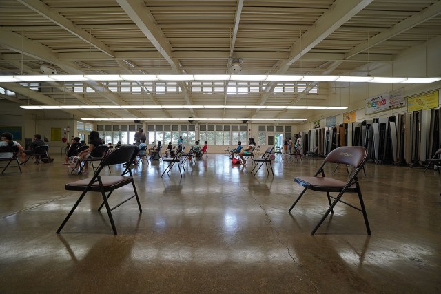 Kaneohe Elementary School cafeteria summer school during COVID-19 pandemic.