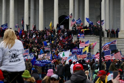 Members Of Hawaii Delegation Call For Immediate Removal Of Trump