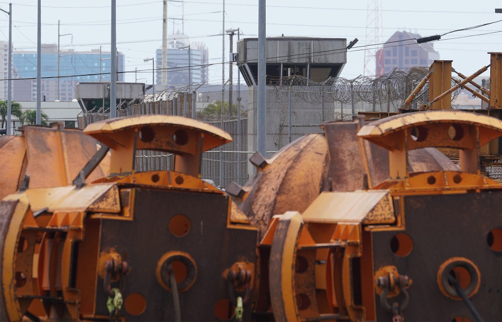 HART Rail construction near Dillingham Boulevard fronting the Oahu Community Correctional Center.
