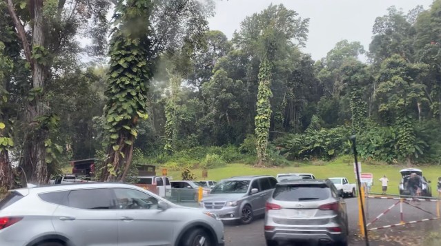 Hana Highway parking