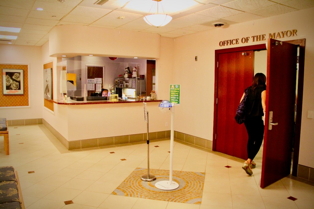MCounty Bldg