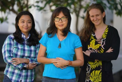 Center, Thao Le with team members, left Mayuho Kunogi and right, Emma Brown at UH Manoa.
