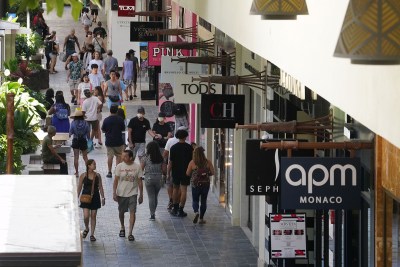 Help Wanted: Retailers Redouble Calls For Holiday Workers