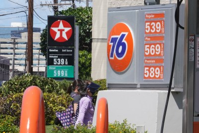Rising Prices, Increasing Poverty, Slowing Job Growth: Hawaii’s Economy Faces Grim Times
