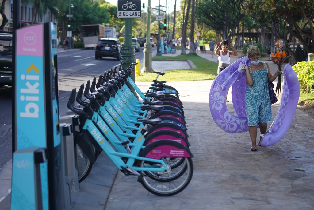 Biki rental bike stand located along  Kalakaua Avenue.