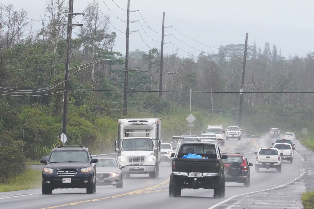 Vehicles travel along Hawaii islands Highway 130 near the Kaluahine intersection.