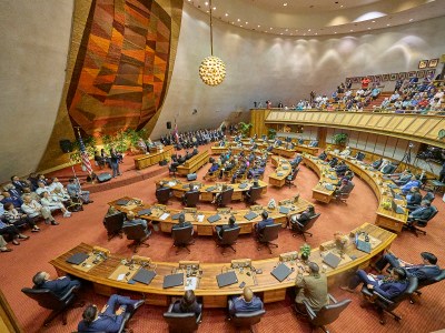 Hawaii Lawmakers May Limit Their Own Political Fundraising