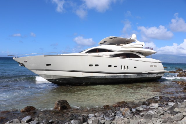 A luxury yacht ran aground on Maui on Feb. 20. (Courtesy: DLNR/2023)