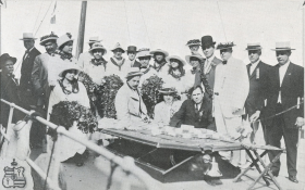Congressional delegation arrives in Hawaii, 1915