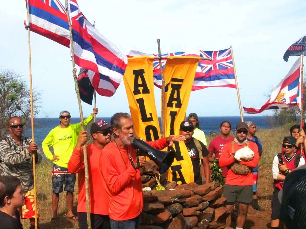 Kawakui beach gate protest molokai