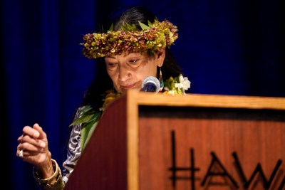 US Interior Secretary Pledges To Help Hawaii’s Imperiled Forest Birds